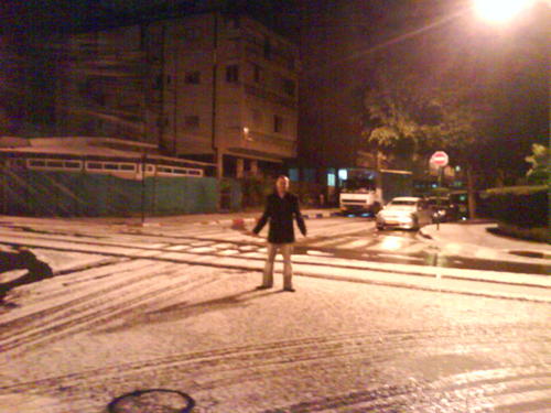 snow in petach tikva